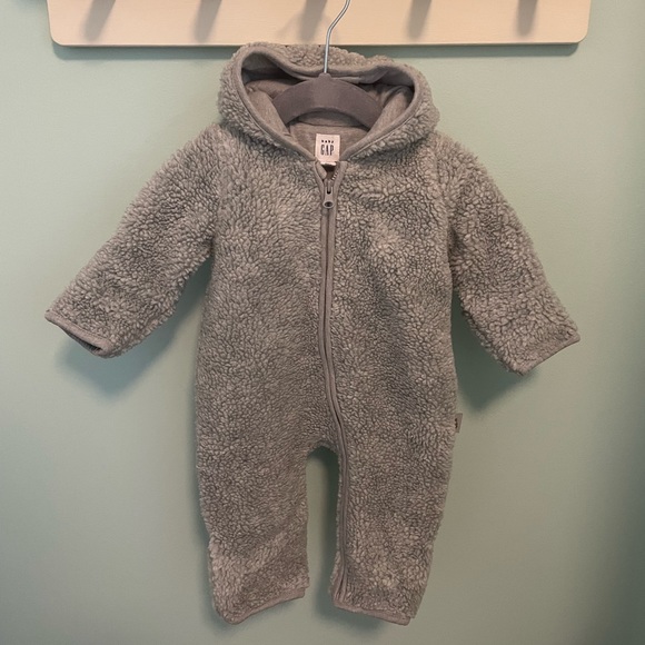 GAP Jackets & Coats Baby Gap Fuzzy Sherpa Bunting Onepiece Snowsuit Poshmark